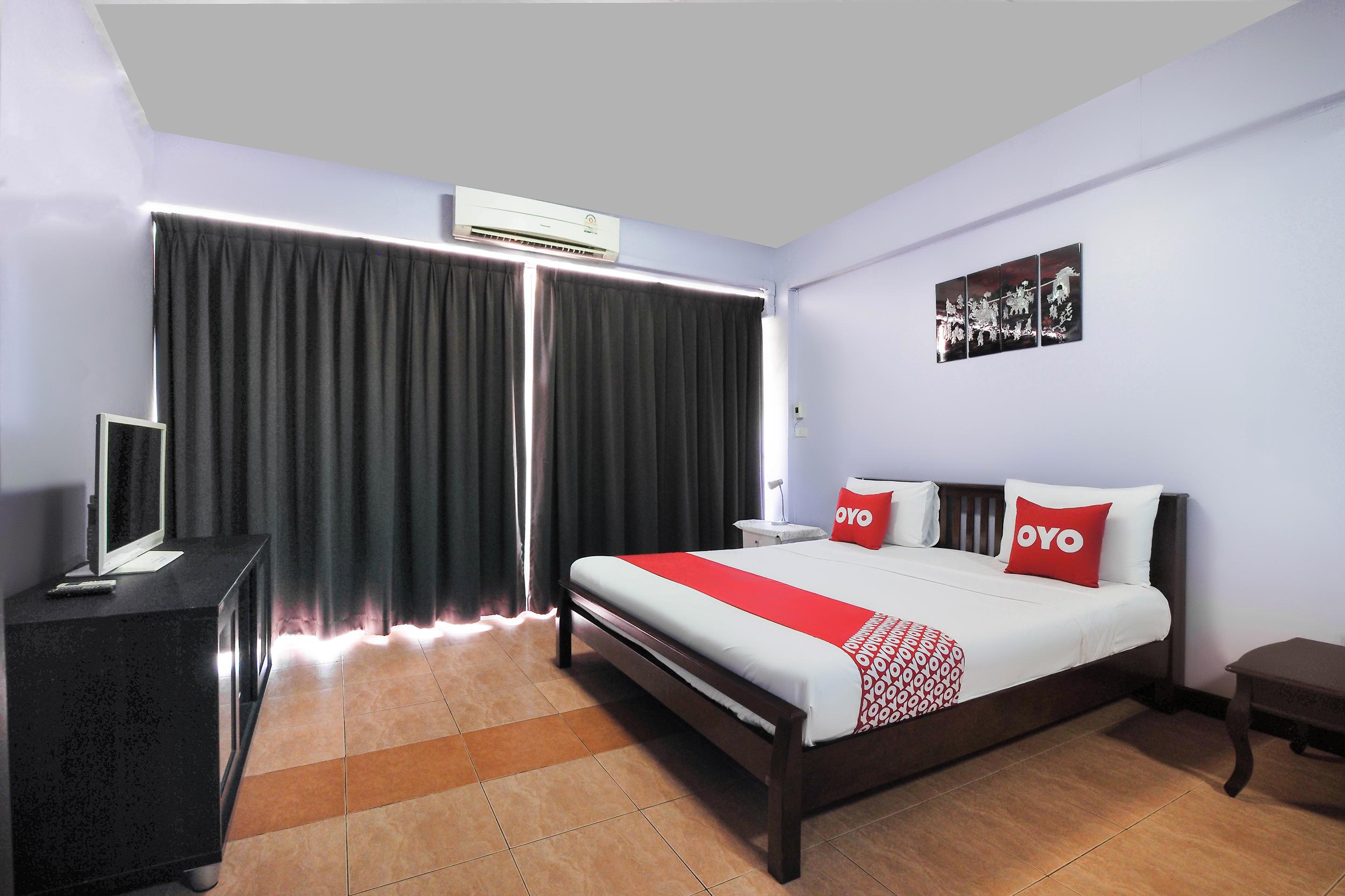 โอโย 963 ซันไชน์ เกสต์เฮาส์ Pattaya ภายนอก รูปภาพ